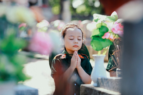 Dàn mẫu nhí Hà thành gây xúc động trong màu xanh áo lính - 16