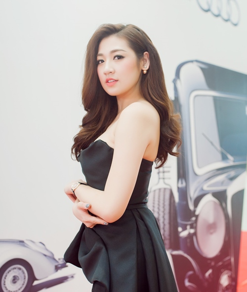 HH Thu Thảo liên tục chạy show vẫn đẹp rạng ngời - 8