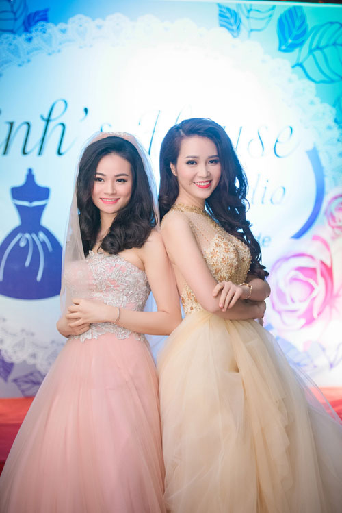 Á hậu Thụy Vân hạnh phúc khoe con trai tại sự kiện - 4