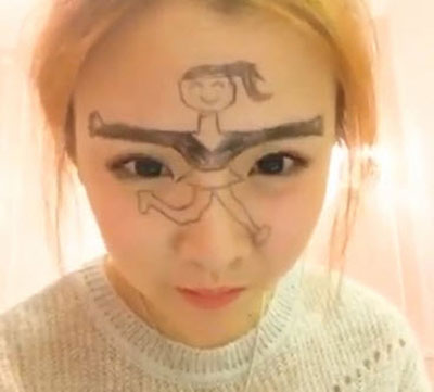 Hài hước trào lưu vẽ người lên mặt của giới trẻ châu Á - 1