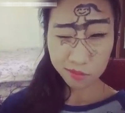 Hài hước trào lưu vẽ người lên mặt của giới trẻ châu Á - 2