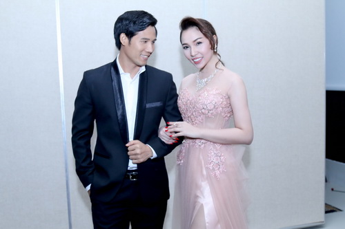 Quỳnh Thư căng tràn gợi cảm sau thời gian dài vắng bóng - 8