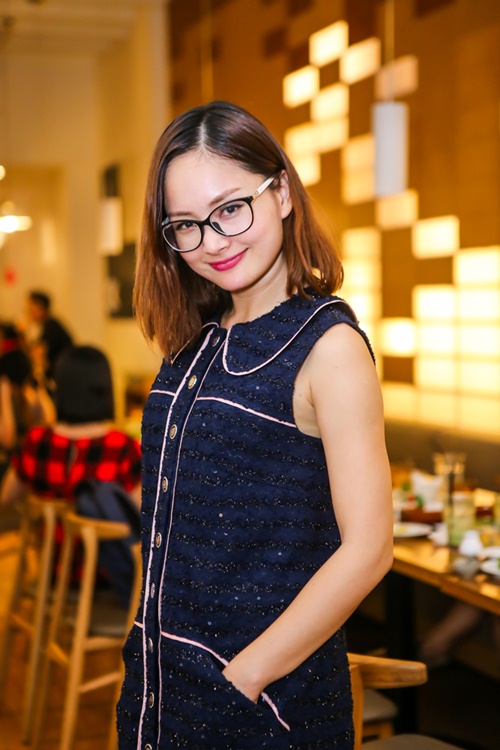 Lan Phương quot;mất ăn mất ngủquot; làm MV đón Giáng sinh - 3