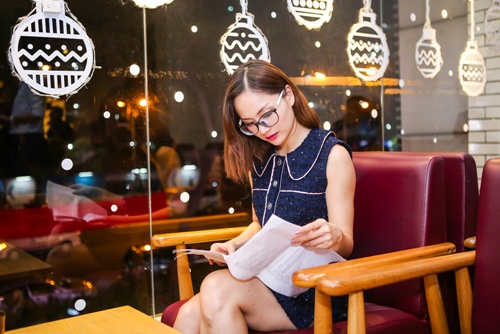 Lan Phương quot;mất ăn mất ngủquot; làm MV đón Giáng sinh - 4