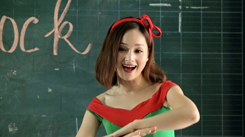 Lan Phương quot;mất ăn mất ngủquot; làm MV đón Giáng sinh - 7