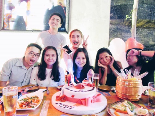 Á hậu Diễm Trang tổ chức tiệc chia tay đời độc thân - 3