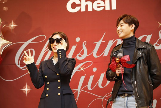 Cặp đôi quot;Xưa rồi emquot; tươi rói ngày hội ngộ - 4