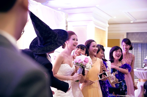 Khoảnh khắc đáng nhớ trong đám cưới xa hoa của Diễm Trang - 2
