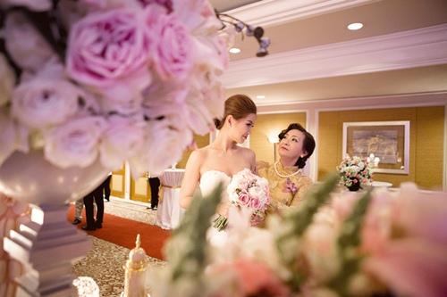 Khoảnh khắc đáng nhớ trong đám cưới xa hoa của Diễm Trang - 3