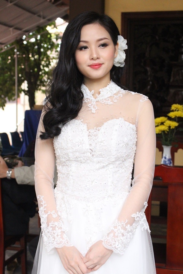 nhung kieu toc co dau dep nhat cua sao viet cuoi nam 2015 - 11