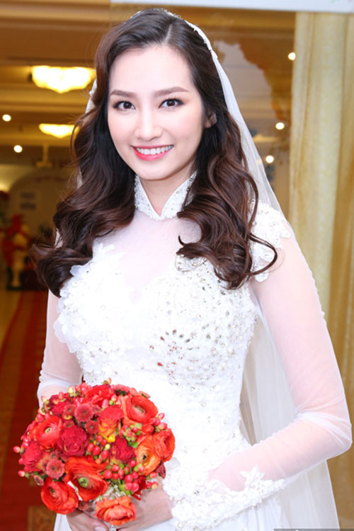 nhung kieu toc co dau dep nhat cua sao viet cuoi nam 2015 - 15
