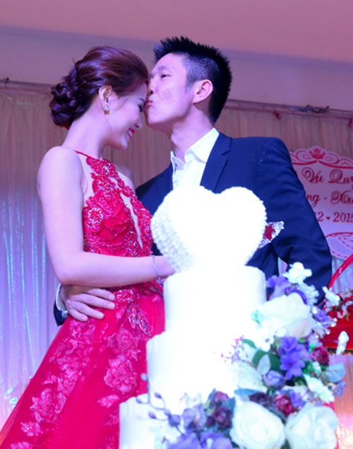 nhung kieu toc co dau dep nhat cua sao viet cuoi nam 2015 - 4