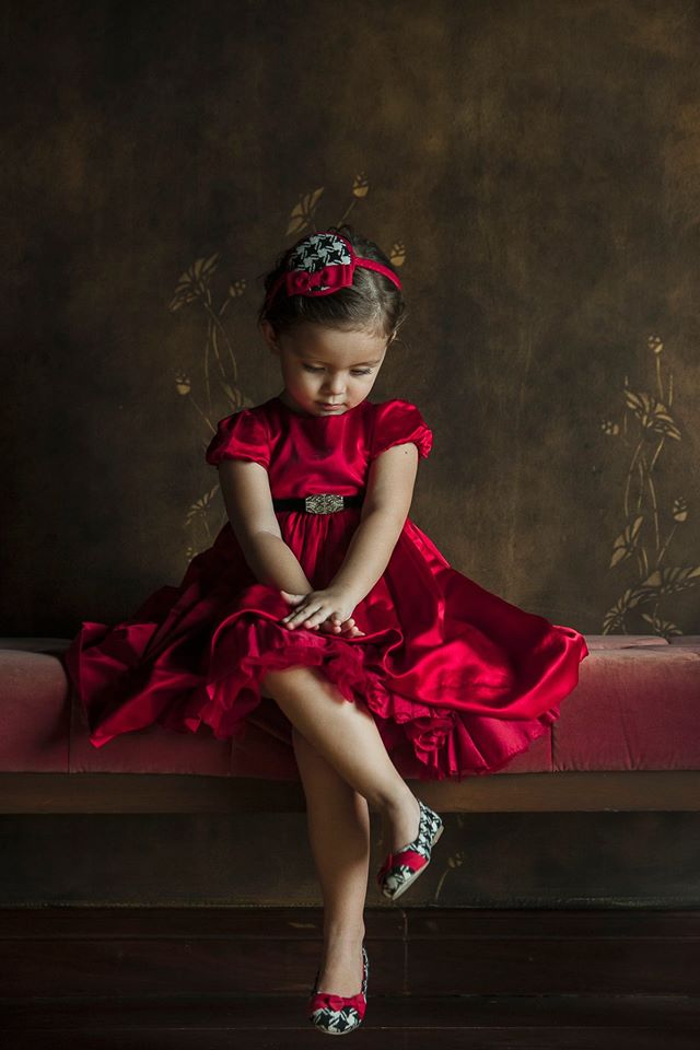 Con gái diva Hồng Nhung mặc váy đỏ cực xinh - 3