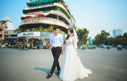 Cặp đôi với chuyện tình quot;Anh hùng cứu mỹ nhânquot; ngọt ngào - 13