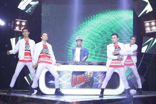 Tóc Tiên cực ngầu trên ghế nóng, Soobin Hoàng Sơn #039;quậy tung nóc#039; cùng các DJ - 13