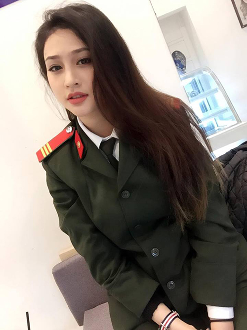 nu-cong-an-khien-mang-xa-hoi-no-tung-vi-qua-xinh-va-sexy------u-th--y-an8-1475663481-width500height667.jpg