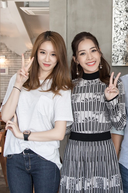 Ji-yeon (T-ara) ôm ấp Chi Pu và muốn đóng phim tại Việt Nam - 11