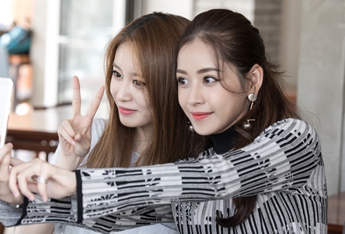 Ji-yeon (T-ara) ôm ấp Chi Pu và muốn đóng phim tại Việt Nam - 8