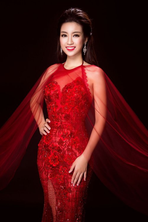 Đến lượt Á hậu Huyền My mặc lại váy của HH Đỗ Mỹ Linh - 1
