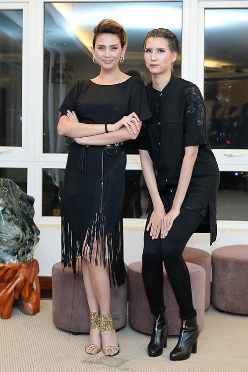 Hồng Xuân 1m90 theo Võ Hoàng Yến học catwalk - 1