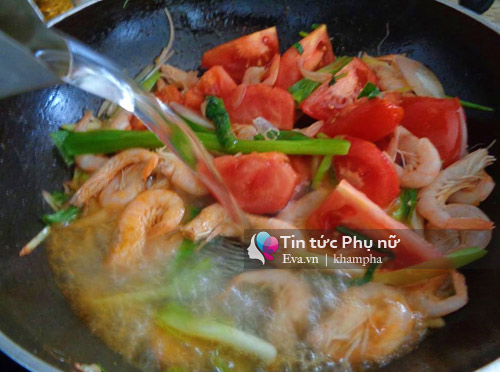 Bánh canh tôm, món ngon cho con ăn sáng - 3
