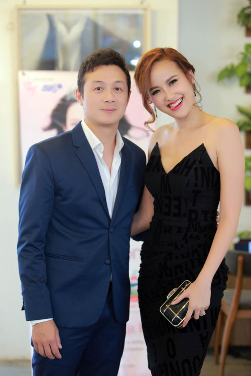 Á quân The Face Khánh Ngân e ấp bên Đức Hùng, Anh Tuấn - 2