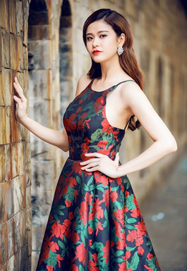 Trương Quỳnh Anh giảm 16kg chỉ sau sinh 4 tháng - 1