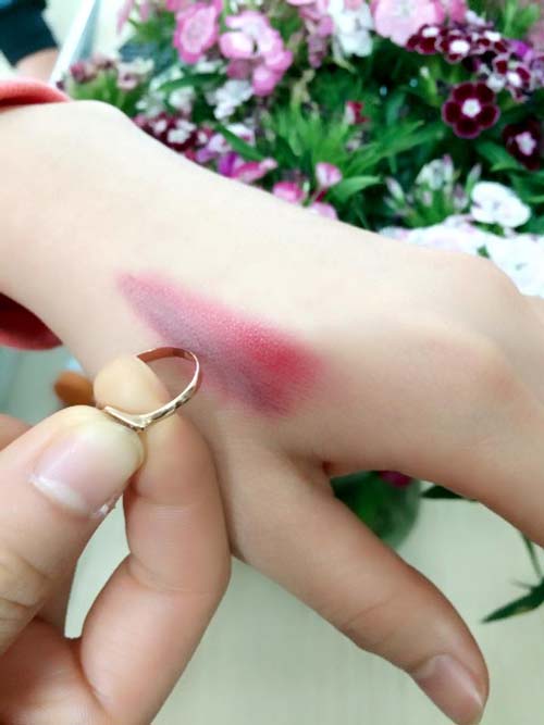 Đánh son mà không biết đến những điều này là bạn đang #039;tự sát#039; đấy - 5