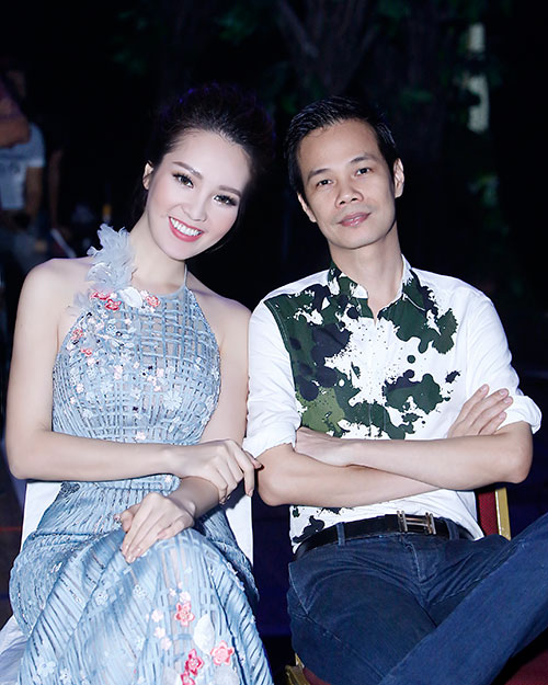 quot;Say lòngquot; trước vẻ đẹp ngọt ngào, quyến rũ của Á hậu Thụy Vân - 6