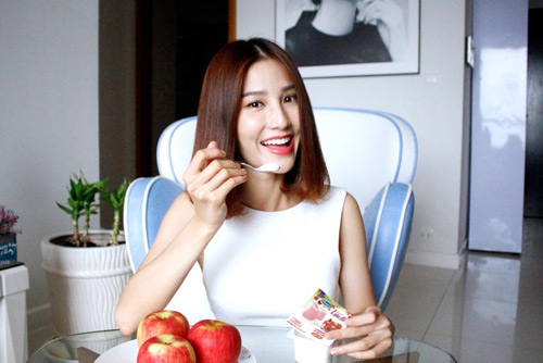 Tuyệt chiêu trắng mịn da chẳng cần spa của Diễm My 9x - 1