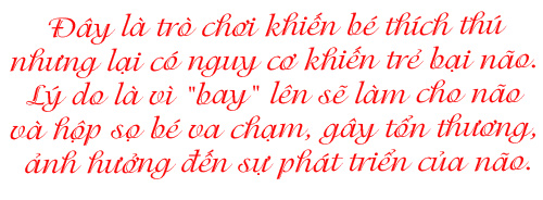 Hai bố con chơi đùa, bất ngờ bố ngã đè vào người khiến con tử vong tại chỗ - 5