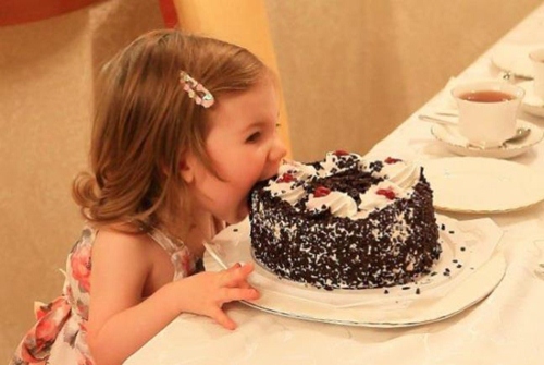 Những tình huống hài hước “khó đỡ” của bọn con nít khiến mẹ không thể giận - 15