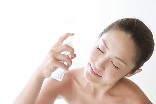 Với 6 mẹo làm đẹp này, bạn sẽ không lo mái tóc cong vênh mỗi khi thức dậy - 5