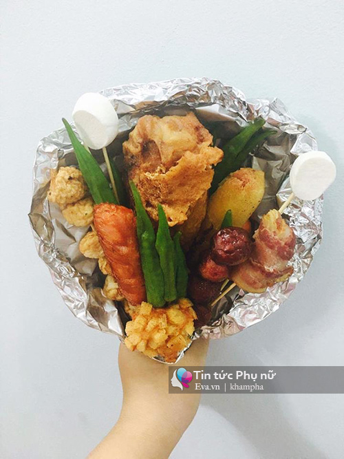 Cận 20/10, hoa làm từ đồ ăn giá 100 nghìn/bó gây sốt Sài Gòn - 8