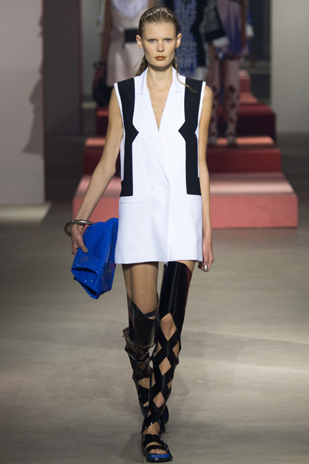 Khuyến mãi khủng cho Hugo Boss và Kenzo - 2