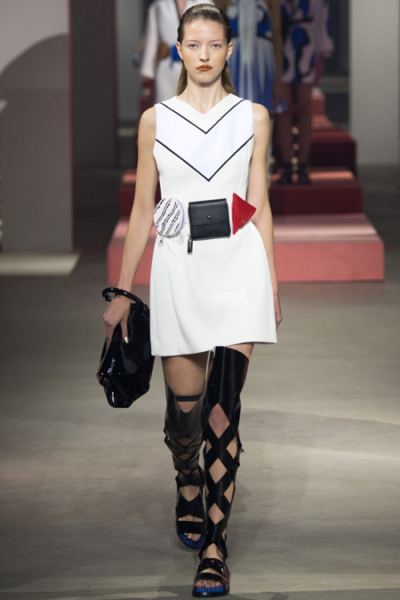 Khuyến mãi khủng cho Hugo Boss và Kenzo - 3