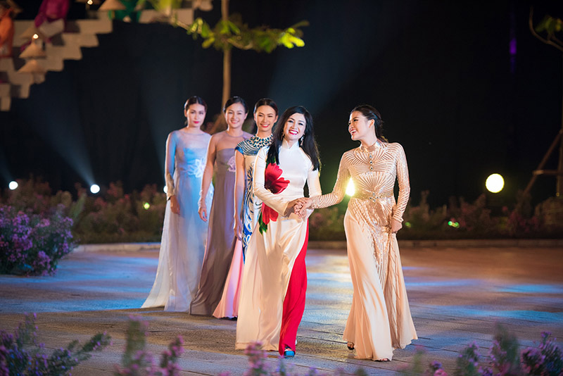 Tuổi tứ tuần, DV Lan Hương - Thu Hà vẫn sáng bừng hơn dàn mẫu trẻ - 5
