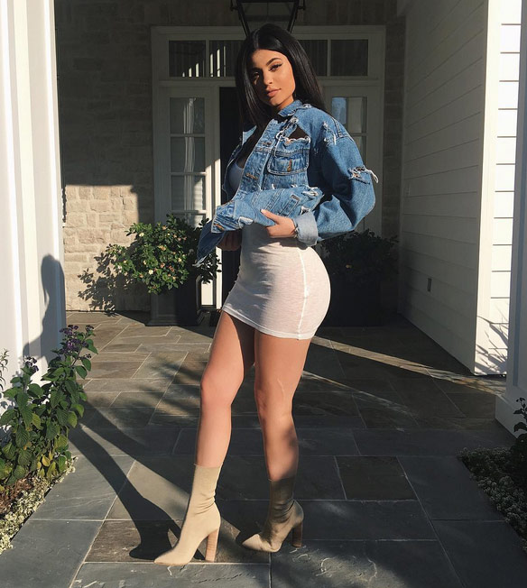 Chỉ với 100 ngàn các cô gái quot;nháiquot; lại bốt 20 triệu của Kendall Jenner y như thật - 2