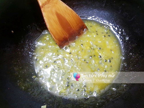 Tôm sốt chanh dây ai thấy cũng thèm - 5