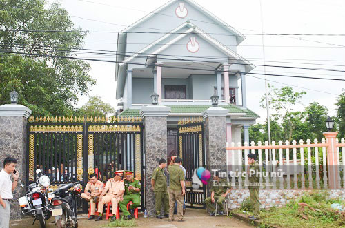 Hai mẹ con bị giết ở biệt thự: Nghi phạm đánh lạc hướng gia đình trước khi gây án - 2