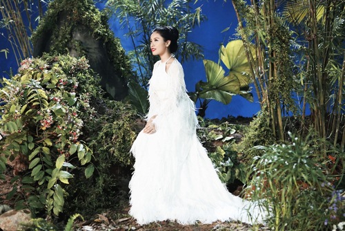 Quán quân Sao Mai Thu Hằng ôm mặt khóc nức nở khiến ekip phải dỗ dành - 12