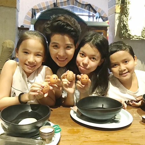 Sau bão scandal tới tấp, Vũ Cát Tường lại được yêu nhờ điều này! - 11