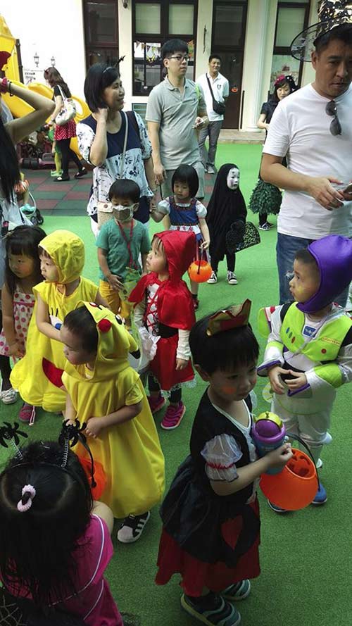 Đây mới là cô bé có màn hoá trang Halloween quot;lầyquot; nhất khối mẫu giáo năm nay - 9