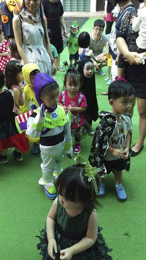 Đây mới là cô bé có màn hoá trang Halloween quot;lầyquot; nhất khối mẫu giáo năm nay - 7