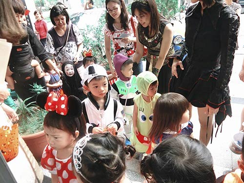 Đây mới là cô bé có màn hoá trang Halloween quot;lầyquot; nhất khối mẫu giáo năm nay - 6