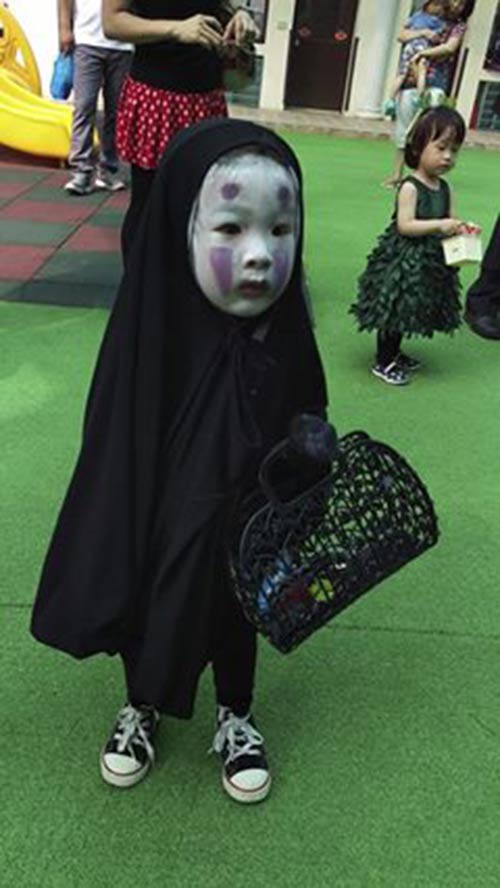 Đây mới là cô bé có màn hoá trang Halloween quot;lầyquot; nhất khối mẫu giáo năm nay - 2