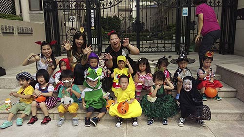 Đây mới là cô bé có màn hoá trang Halloween quot;lầyquot; nhất khối mẫu giáo năm nay - 8
