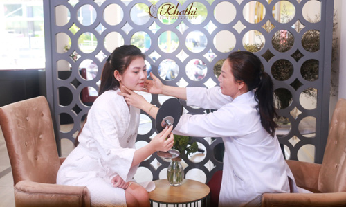Chúng Huyền Thanh chia sẻ bí quyết sở hữu mặt V-line như ý - 6
