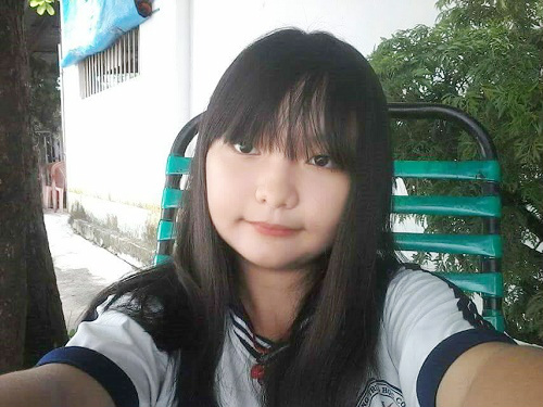 Ba mẹ khóc ròng chạy khắp nơi tìm con gái mất tích bí ẩn đã 12 ngày - 1