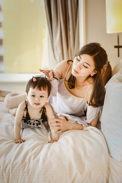 Tan chảy với bộ ảnh của mẹ 9x quot;đẹp mòn con mắtquot; và cô con gái thiên thần - 10